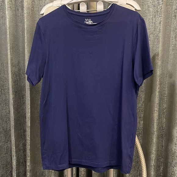 Smart Essential Basic Round Neck Tshirt - Picture 3 of 6